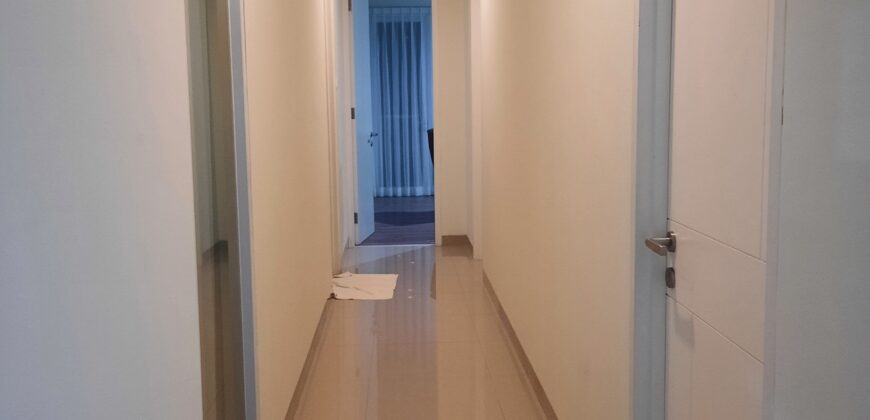3 Bedroom Pine Tree Apartment