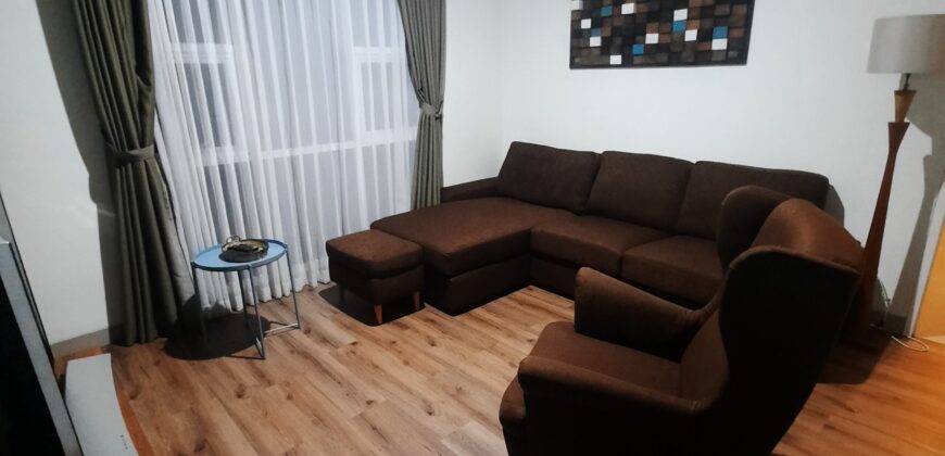 3 Bedroom Pine Tree Apartment
