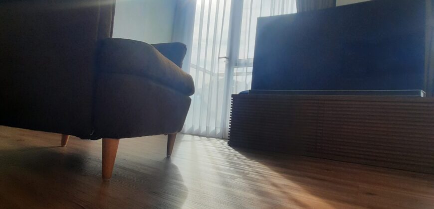 3 Bedroom Pine Tree Apartment